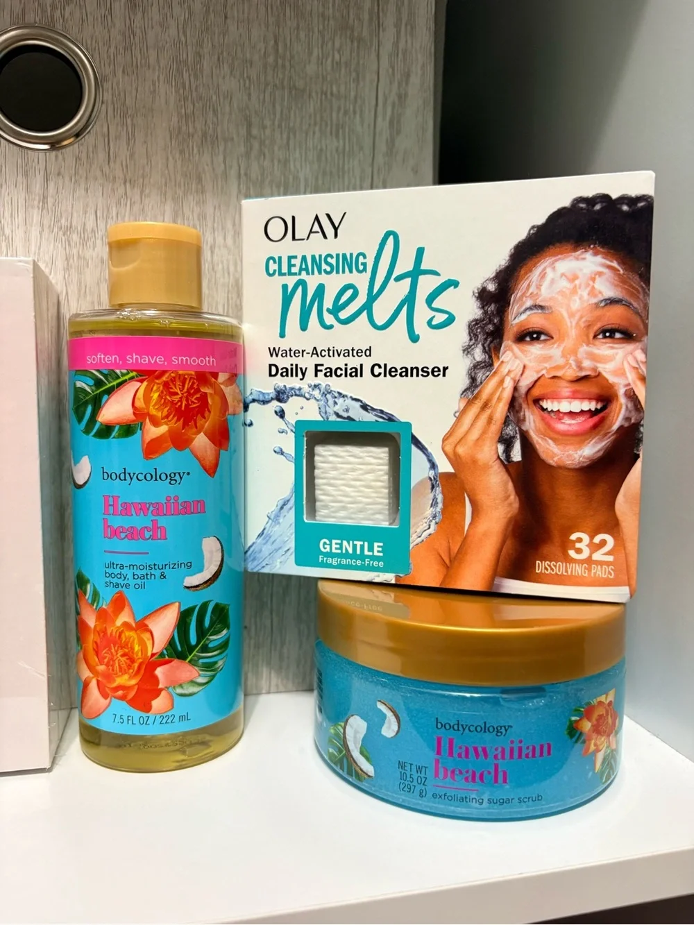 Bodycology Hawaiian beach beauty bundle, skin gym, okay